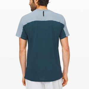 Lululemon Muscle Motion Short Sleeve Sz M